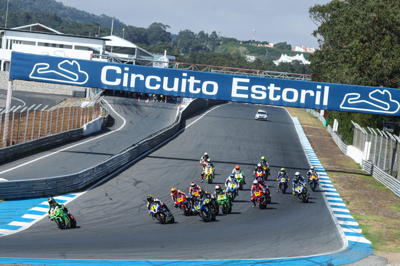 ESBK Estoril II, Sábado: Vitória surpresa de Jespersen, Lopes azarado