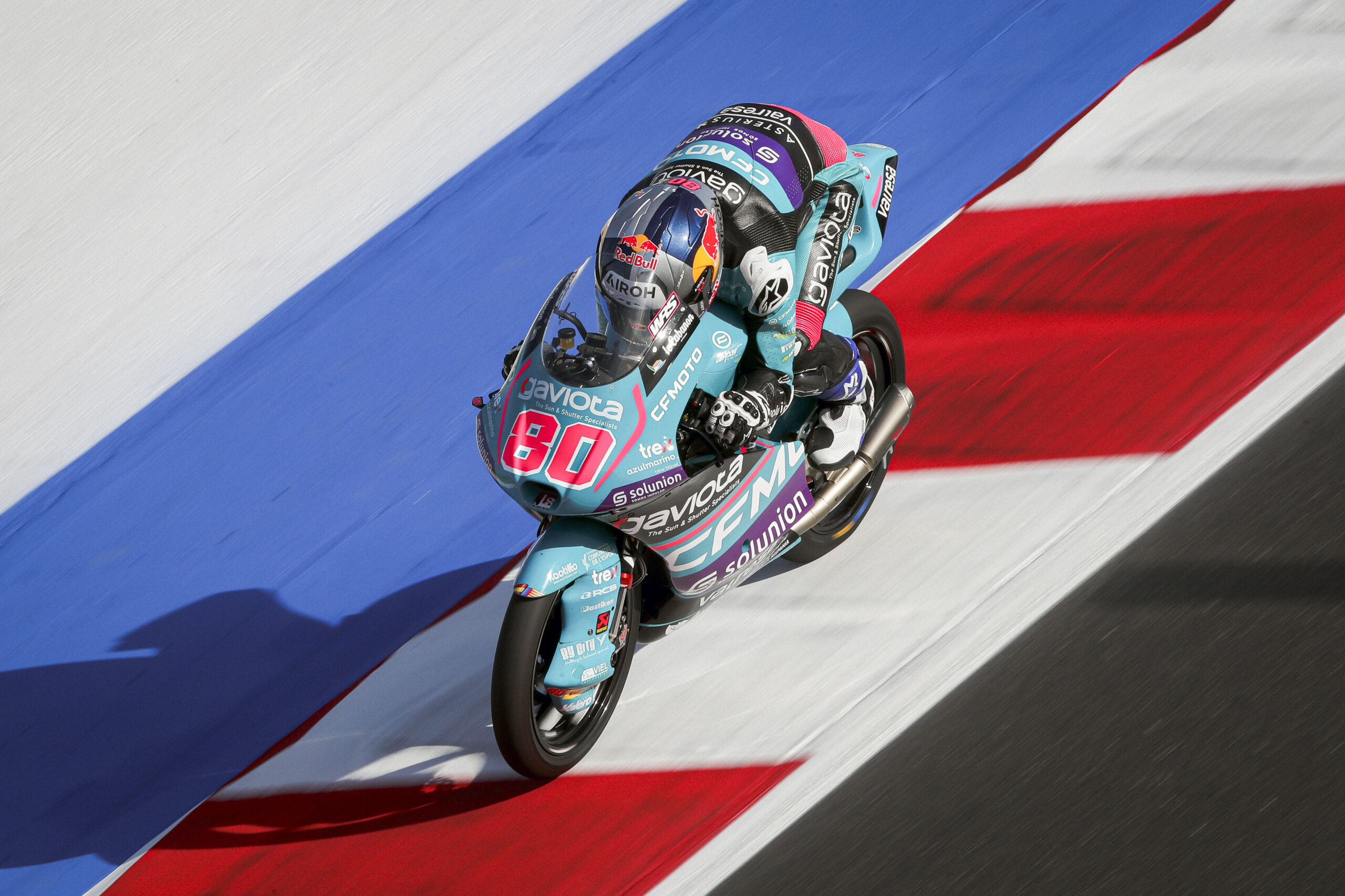 Moto3, Emilia Romagna: David Alonso vence à frente de Piqueras