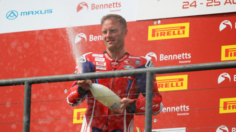 WSBK: Campeão britânico como wildcard em Cremona