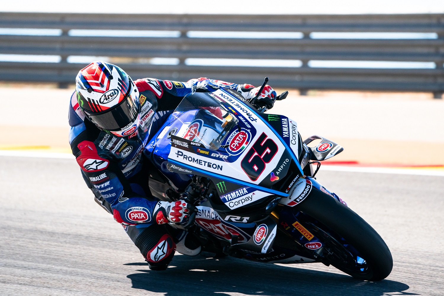 WSBK, Jonathan Rea ‘O fim de semana foi muito difícil; com a R1 é preciso ter pista limpa’