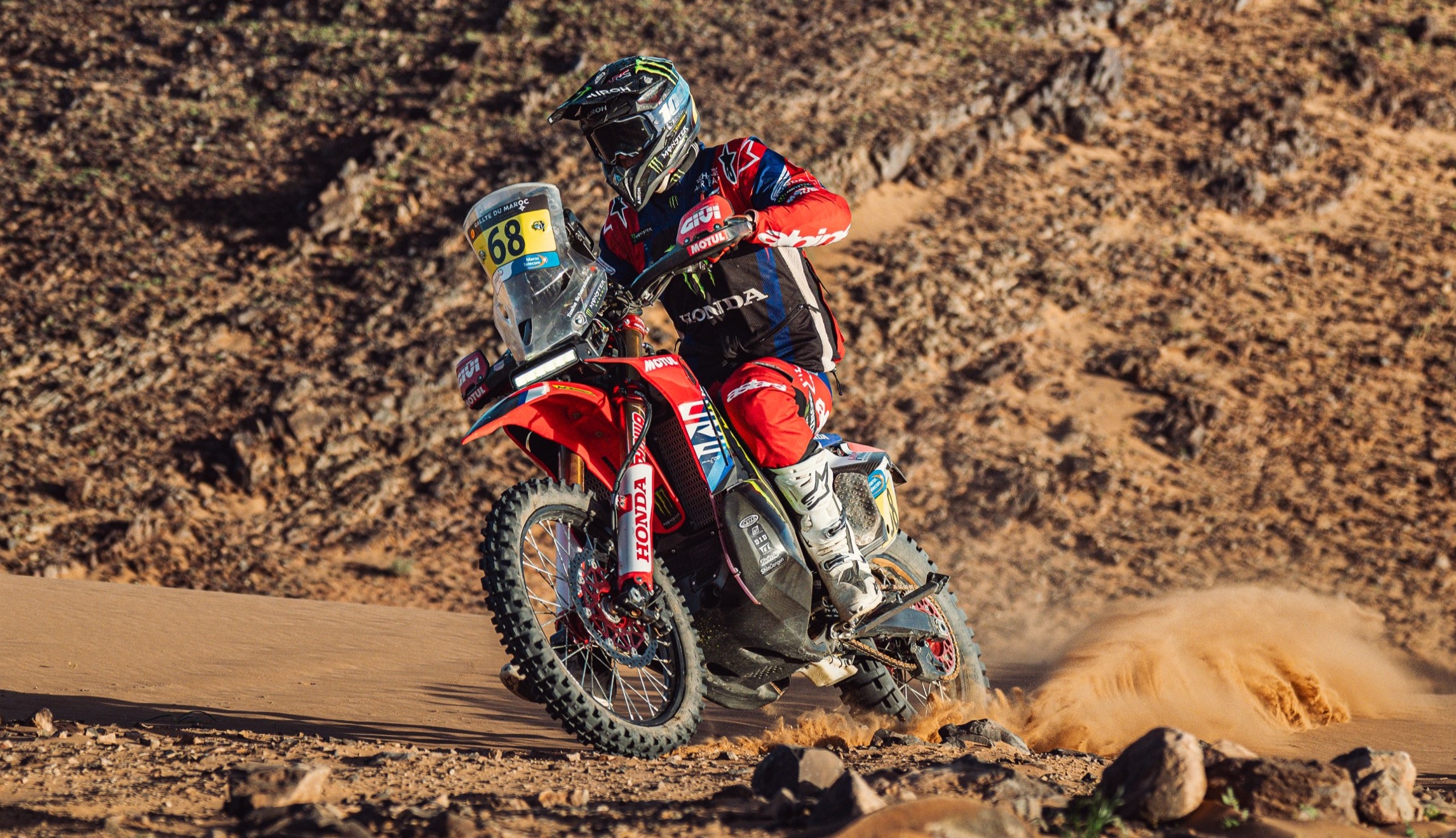 W2RC, Marrocos, Et. 3: Xeque-mate de Schareina no duelo com Sanders