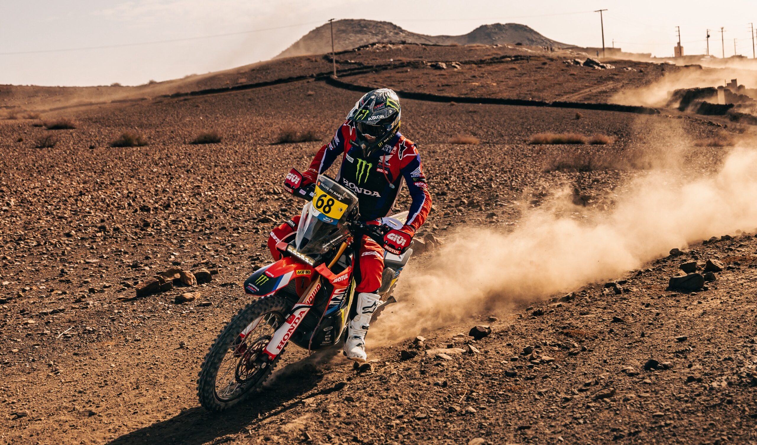 W2RC, Marrocos, Prólogo: Schareina a ritmo alucinante