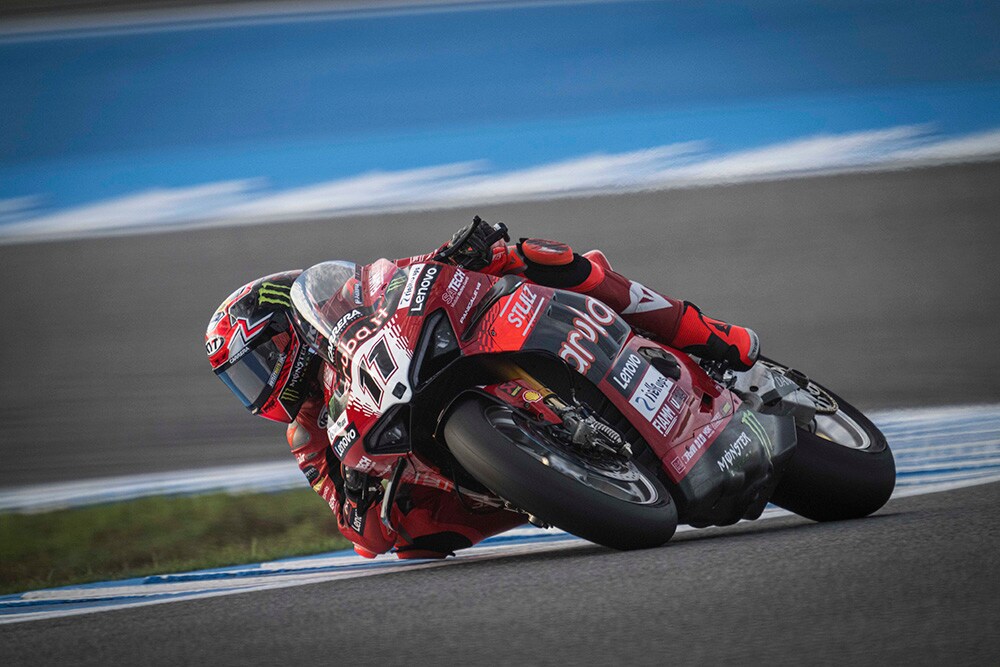 WSBK, Jerez: Super Bulega consegue a pole com volta recorde