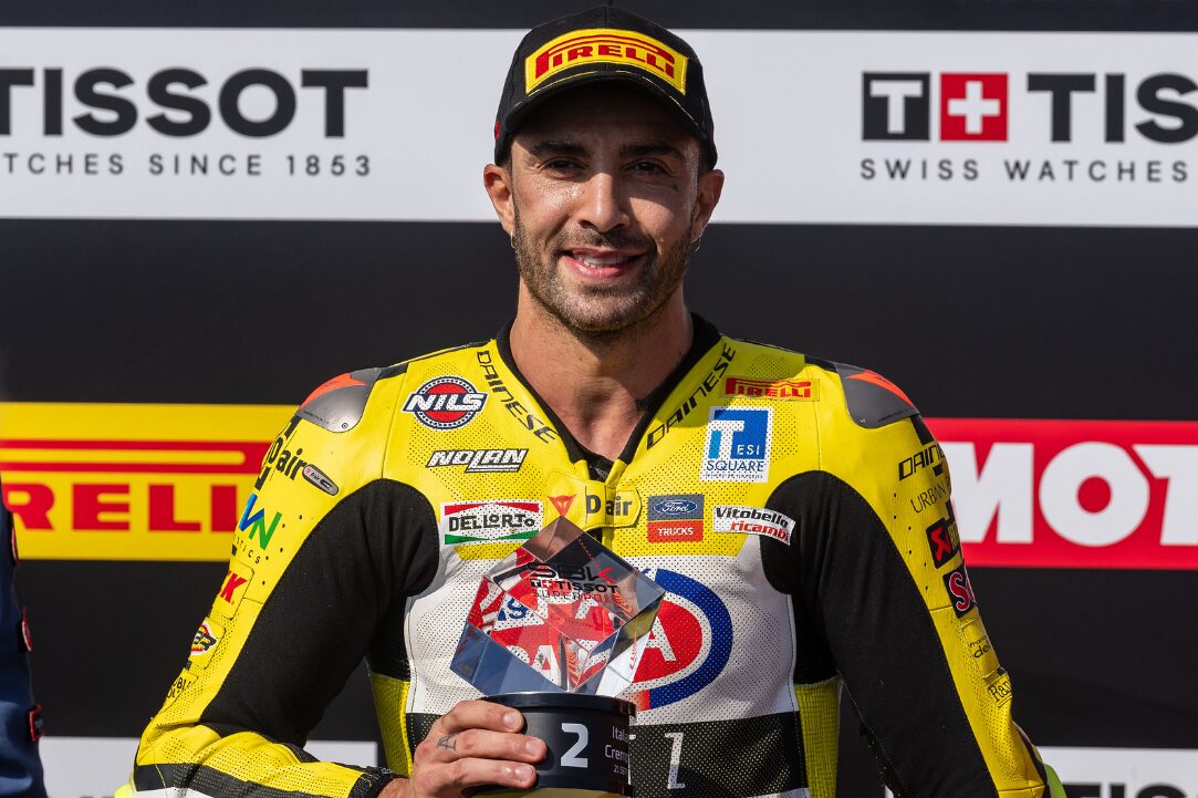 WSBK, Andrea Iannone renova com a equipa satélite da Ducati, a Team GoEleven