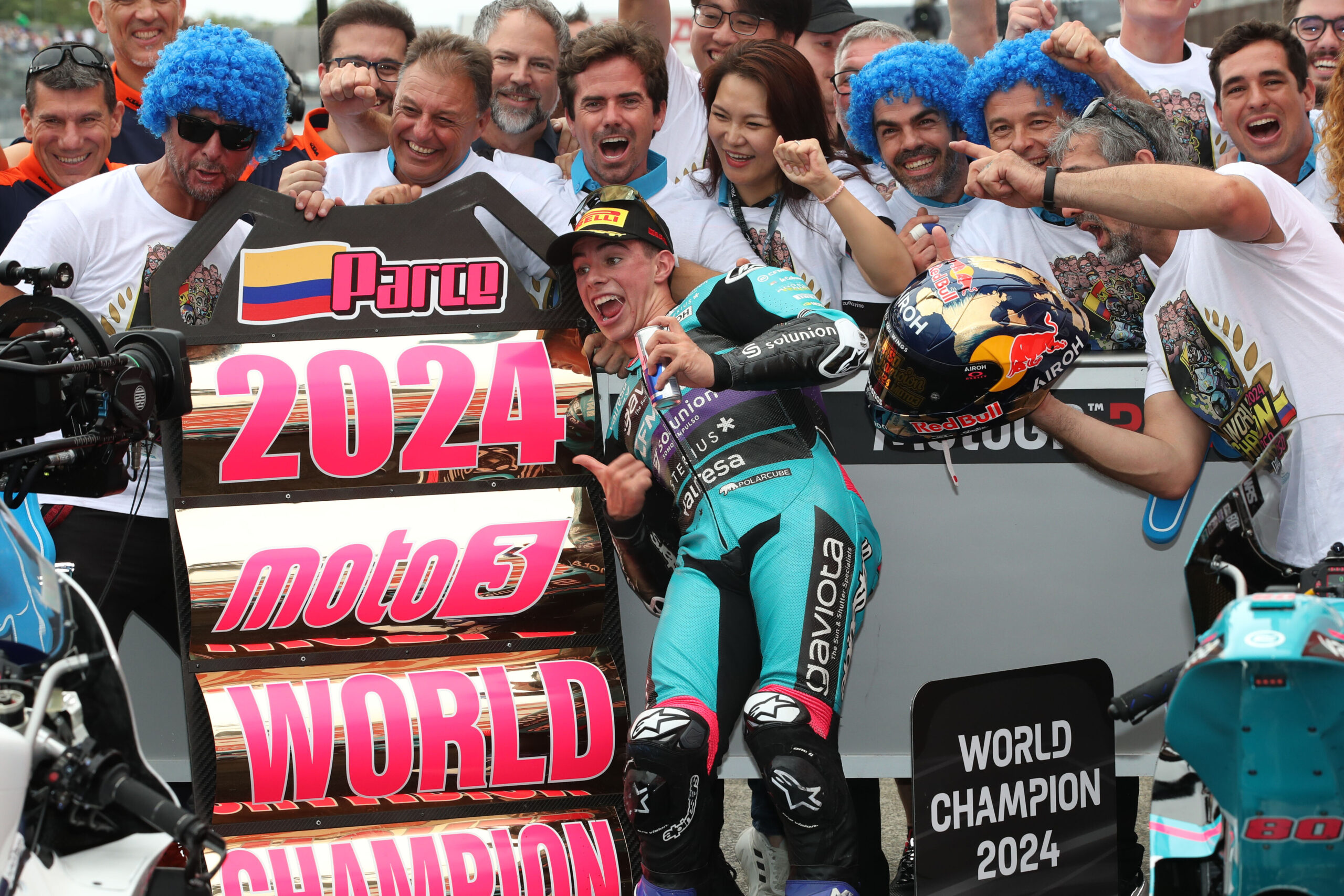Moto3: David Alonso sagra-se Campeão do Mundo no Japão