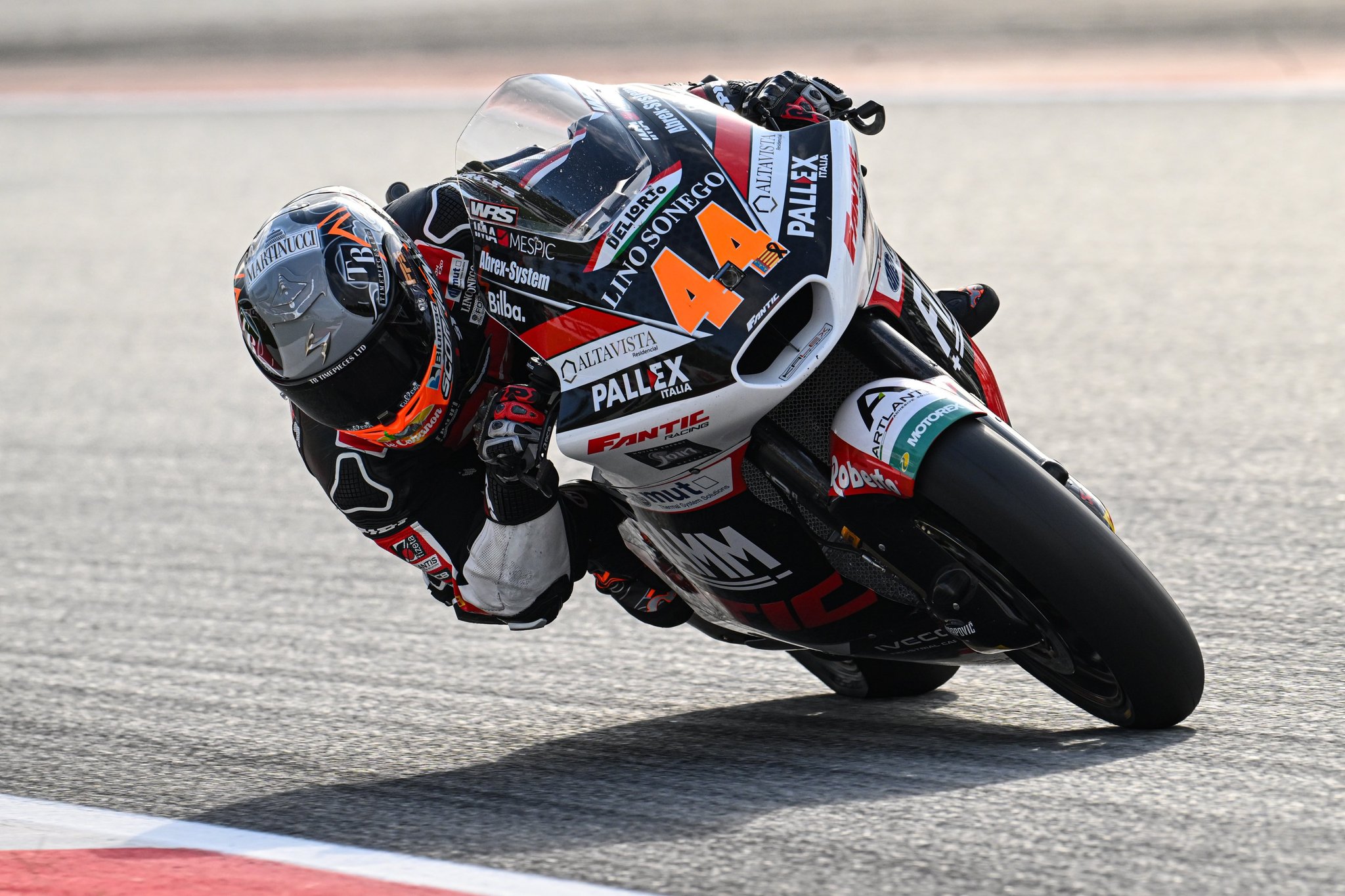 Moto2, Barcelona: Canet faz a pole na Catalunha