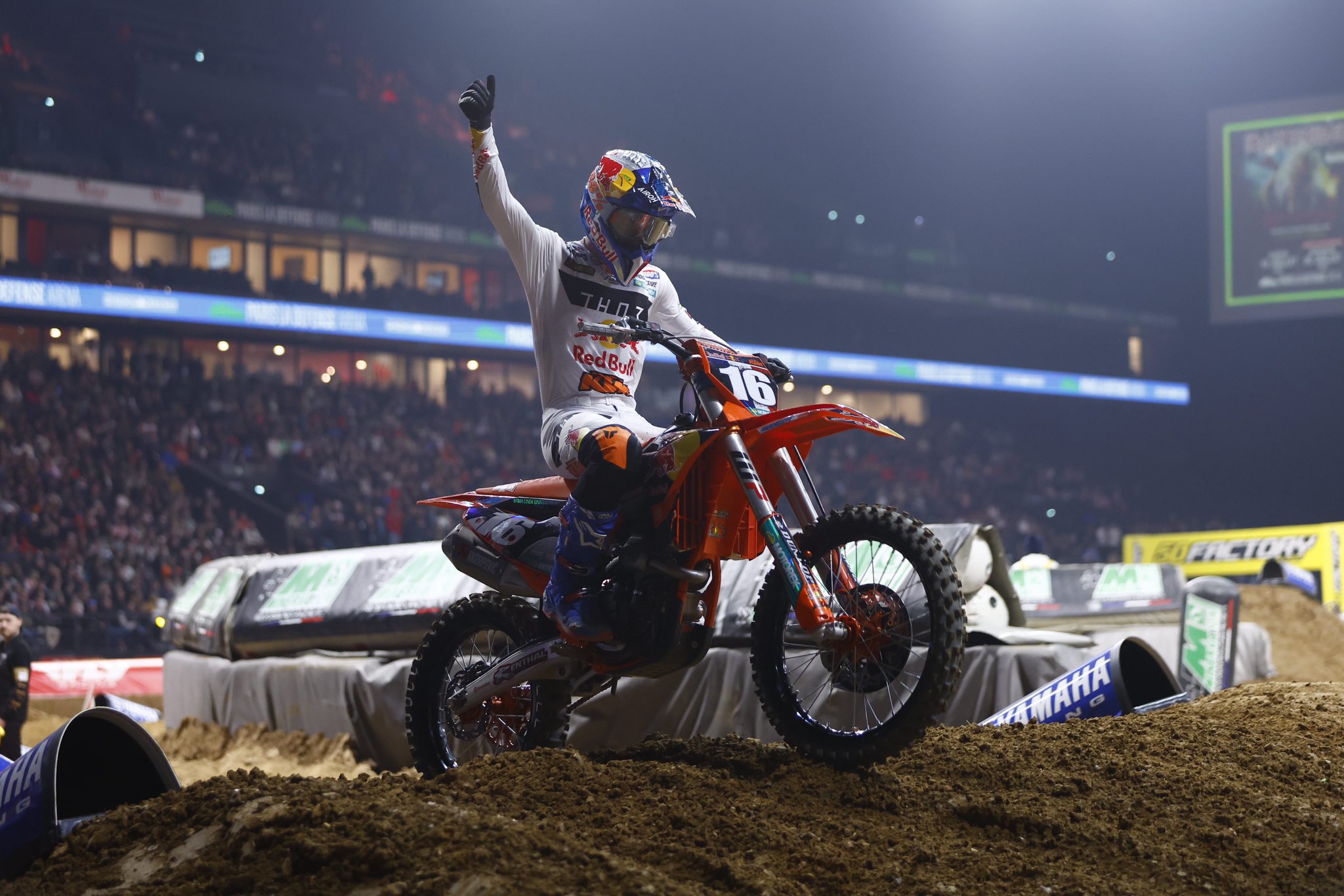 Supercross de Paris: Tom Vialle sucede a Shimoda nas SX2