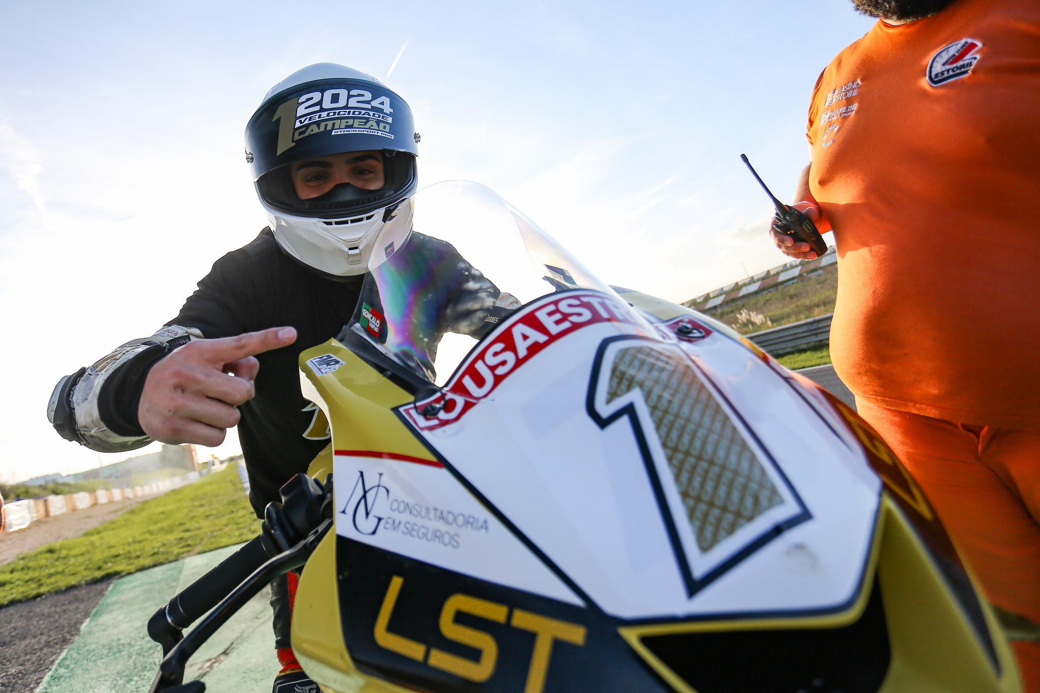 CNV 2024, Estoril: Gonçalo Ribeiro conquista título de Superstock 600