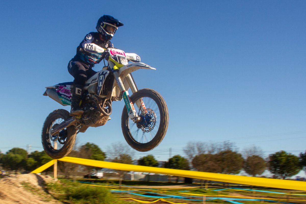 CN Enduro Sprint: Joana Gonçalves é Campeã Nacional com a Husqvarna Portugal