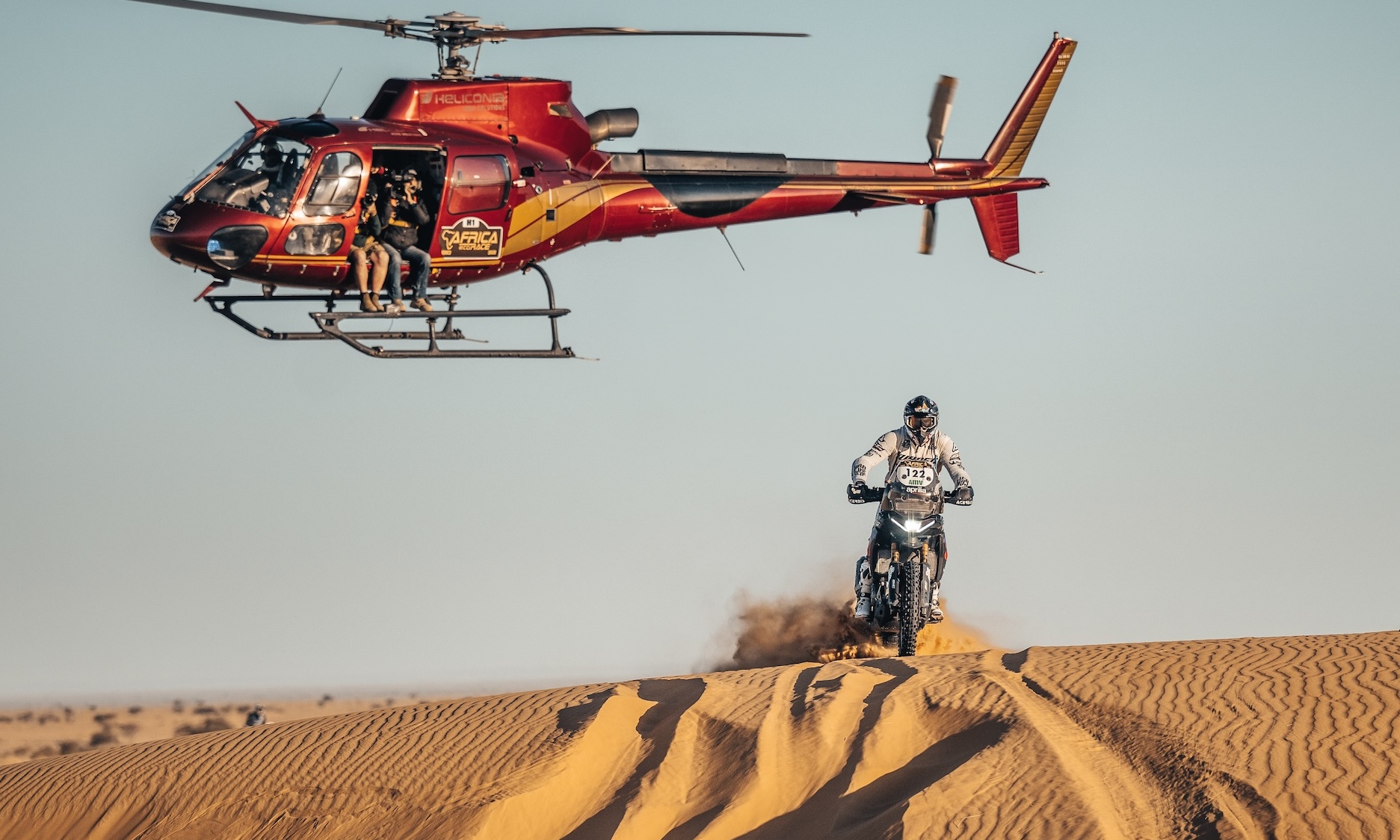 Africa Eco Race: Desafio de 5.903 kms do Mónaco ao Lago Rosa