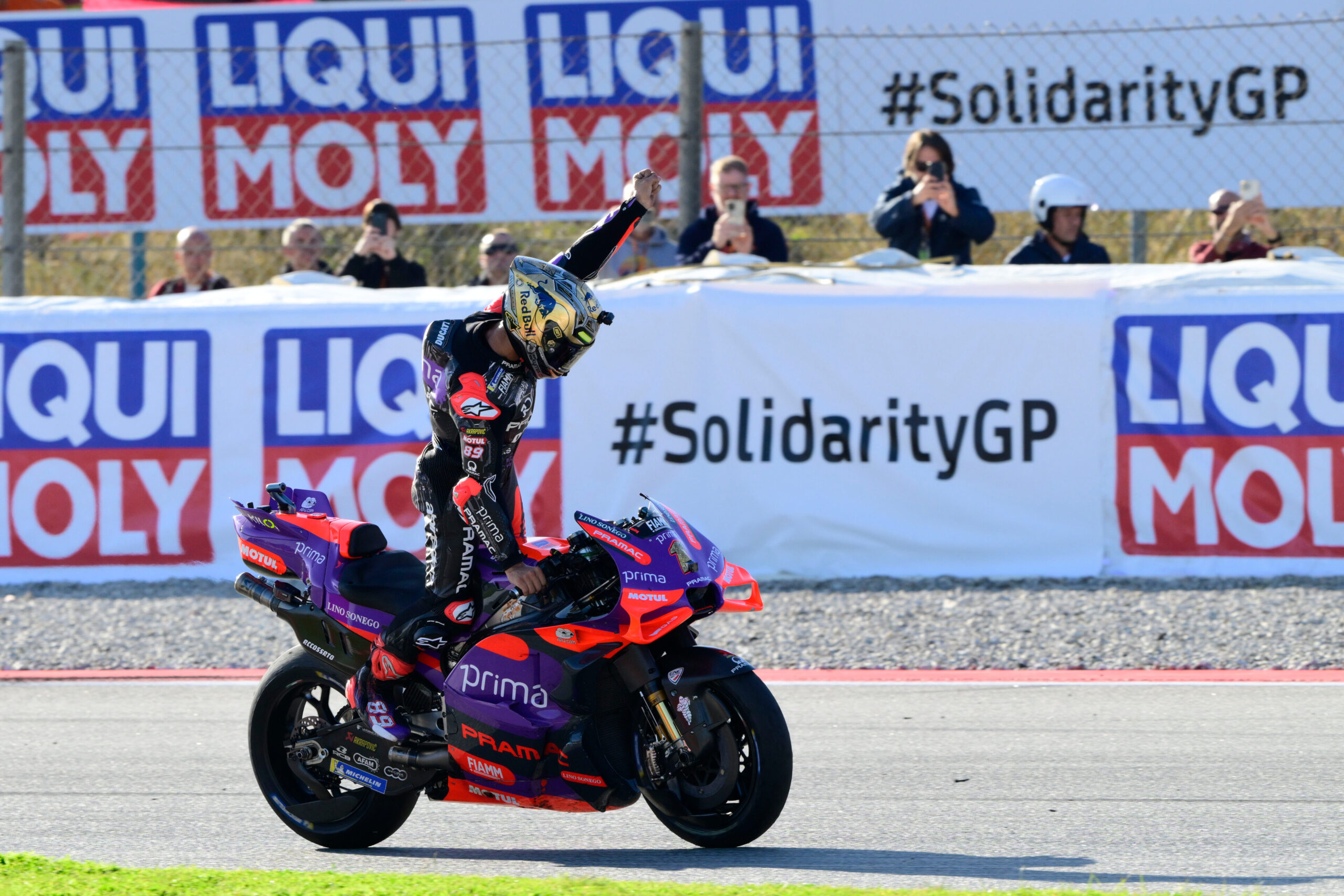 MotoGP: Ducati domina, Aprilia e KTM no pódio; Yamaha e Honda ainda longe