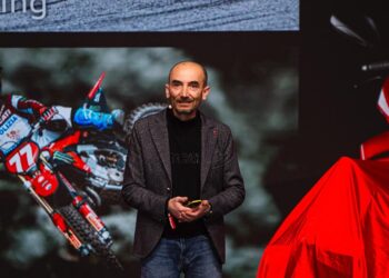 MotoGP, Claudio Domenicali ‘Pecco e Marc será uma inspiração’