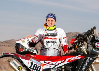 Dakar 2025: Sandra Gomez, a única mulher nas motos