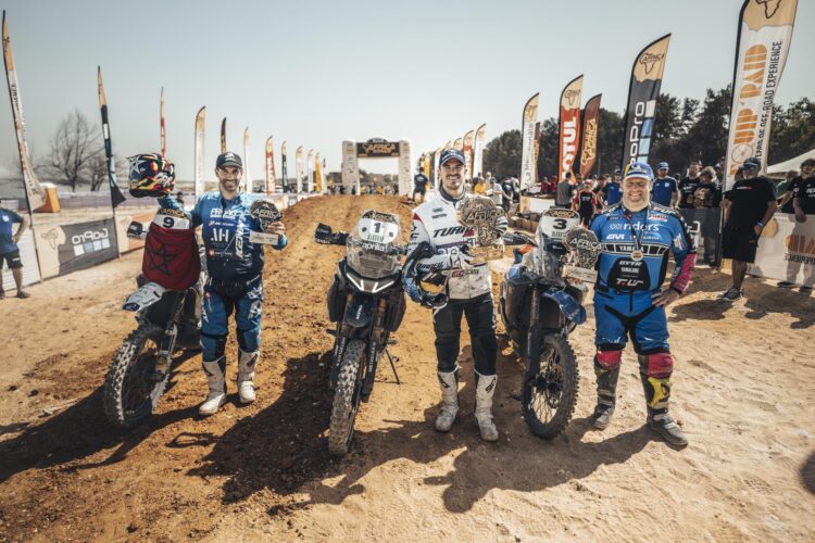 Africa Eco Race: A chegada triunfante ao Lago Rosa