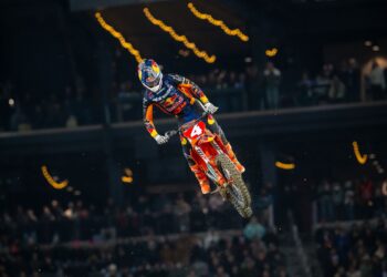 AMA Supercross: Cair e voltar a levantar! Sexton ‘Tentar regressar ao topo’