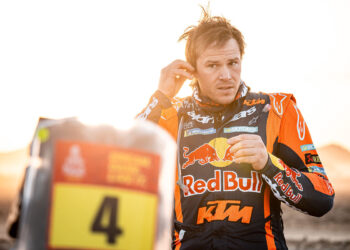 Dakar 2025 +Vídeo: Tudo em aberto entre Sanders e Schareina para a nona etapa