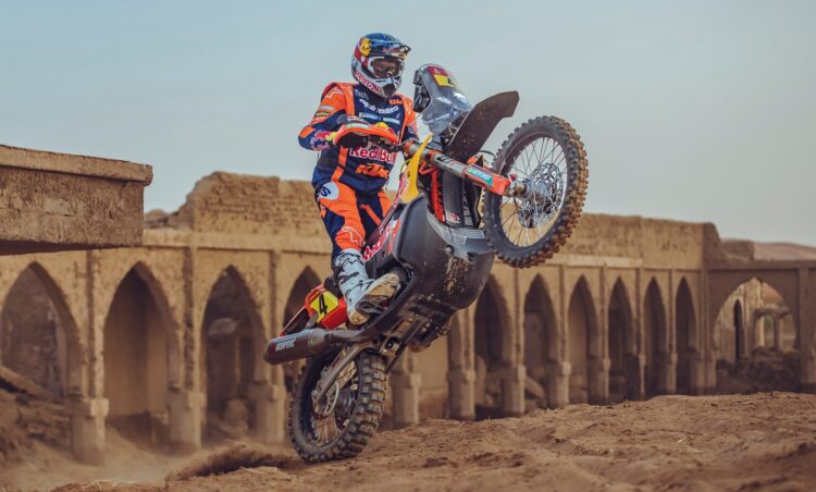 Dakar 2025: Daniel Sanders vence prólogo e torna-se o primeiro líder