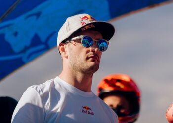 MXGP: Jeffrey Herlings confirma lesão no joelho