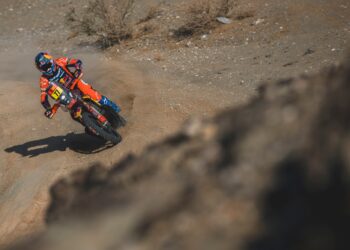 Dakar 2025: Luciano Benavides vence etapa 8!