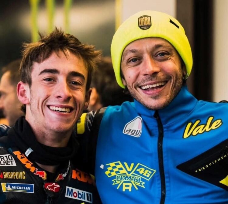 MotoGP: O que tem Valentino Rossi para oferecer a Pedro Acosta?