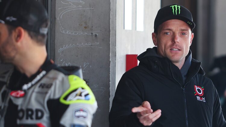 WSBK: Alex Lowes fecha segundo dia de testes chuvoso no topo!