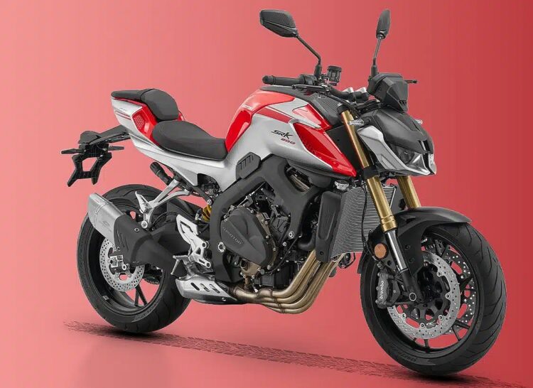 QJ Motor SRK 800: Uma naked desportiva de 4 cilindros