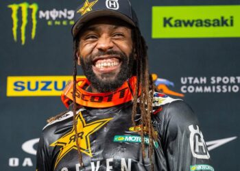 AMA Supercross: Nome Stewart está de volta às vitórias!