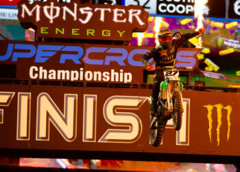 AMA Supercross 450: Malcolm Stewart, a surpresa da noite em Tampa