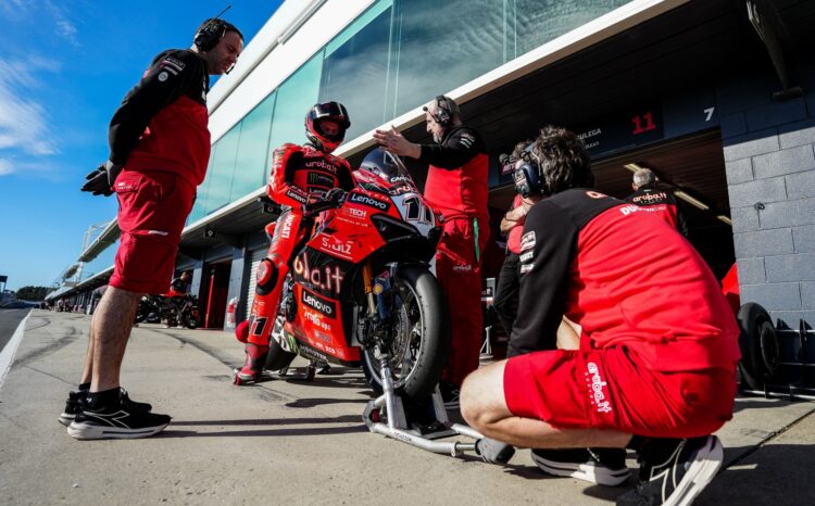 WSBK, Nicolo Bulega: “É cedo para conclusões, mas tenho um bom pressentimento”
