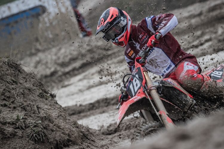 MX2: Forte estreia na Honda de Valerio Lata