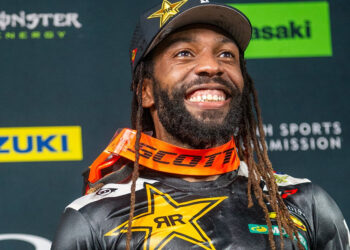 AMA Supercross 450: Malcolm Stewart, a surpresa da noite em Tampa