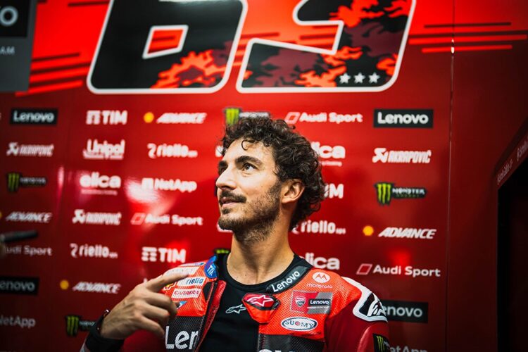 MotoGP, Pecco Bagnaia (P3): “No sprint é o problema do costume, se não parto à frente…”