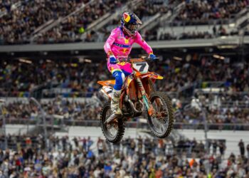 AMA Supercross: Pódio especial! Plessinger ‘dedicar este pódio ao meu amigo acabou de ser diagnosticado um cancro’