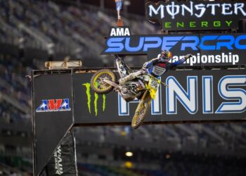 AMA Supercross 450: Vitória magistral de Roczen em Daytona