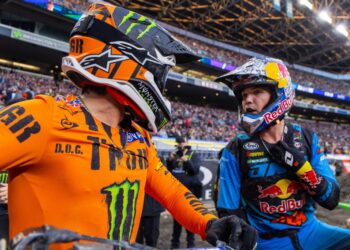 AMA Supercross: Deegan e Beaumer ‘pegam-se’ em Seattle