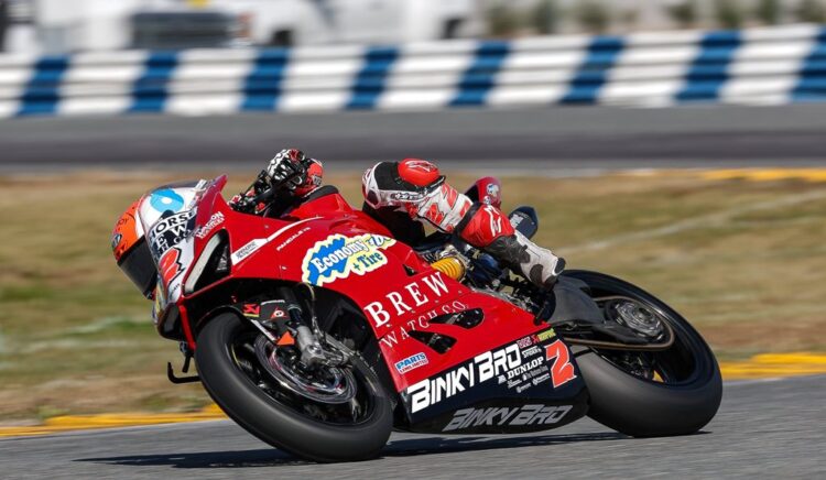 Daytona 200: Herrin alcança terceira vitória consecutiva, 4ª de sempre em Daytona