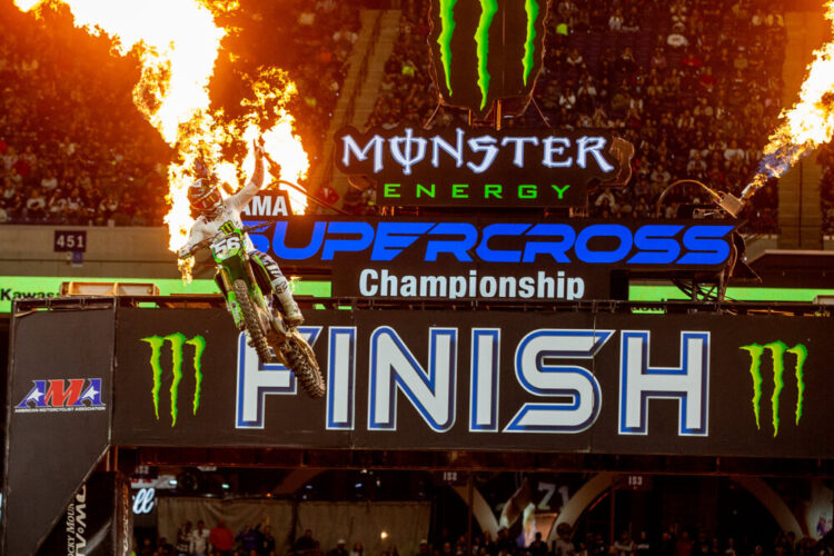 AMA Supercross 250: Seth Hammaker vence o East/West Showdown