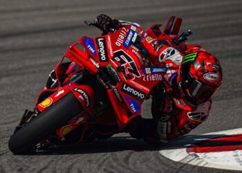 MotoGP Austin, Corrida: Bagnaia triunfa após caos, Marc Márquez cai
