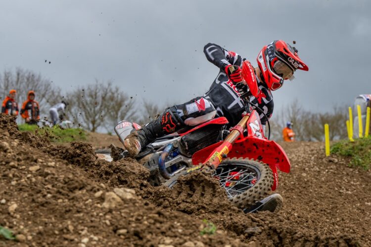 MXGP, St. Jean D’Angely: Tim Gajser implacável no GP da Europa