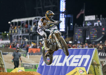 AMA Supercross 250: RJ Hampshire vence no Daytona Speedway