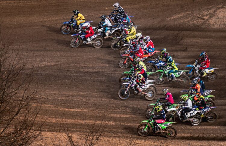 CN Motocross: Quem irá levar a melhor em Lustosa, Paulo Alberto ou Luís Outeiro?
