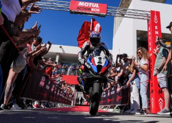 WSBK Portimão, Superpole: Toprak bate Bulega por 55 milésimos!