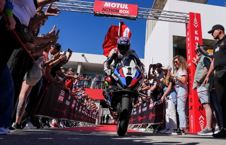 WSBK Portimão, Superpole: Toprak bate Bulega por 55 milésimos!