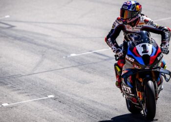 WSBK Portimão, Corrida 2: Hat-trick de Razgatlioglu na montanha-russa