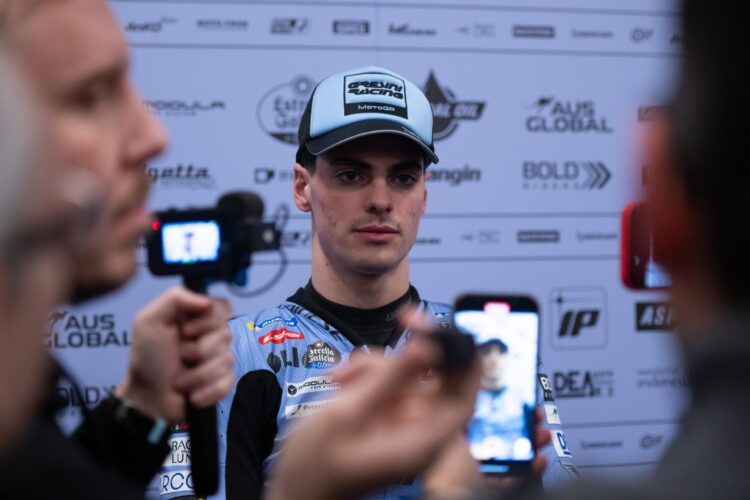 MotoGP: Prometedor! Fermín Aldeguer arriscou e caiu ‘não correu como planeado’
