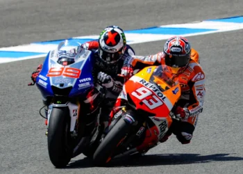 MotoGP: Rossi vs. Gibernau ou Márquez vs. Lorenzo: Qual a ultrapassagem mais polémica em Jerez?