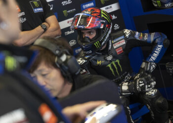 MotoGP: Alex Rins preocupado com a ”degradação” dos pneus no Qatar