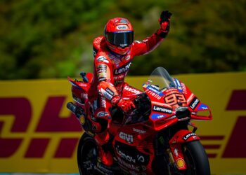 MotoGP, Jerez, Warm-up: Marc Márquez no topo