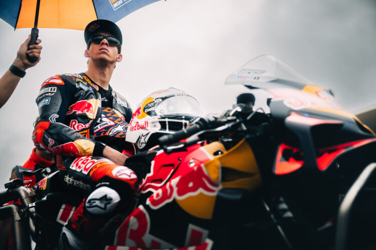 MotoGP: Sem perceber! Pedro Acosta (DNF) ‘Difícil de entender;muitos bloqueios na dianteira’