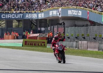 WSBK Assen, Corrida 1: Triunfo da Ducati, Yamaha segunda força!